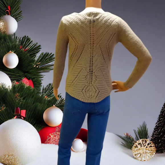 GUILTY Women's Tan Wool Knit Cropped Sweater - Picture 8 of 16